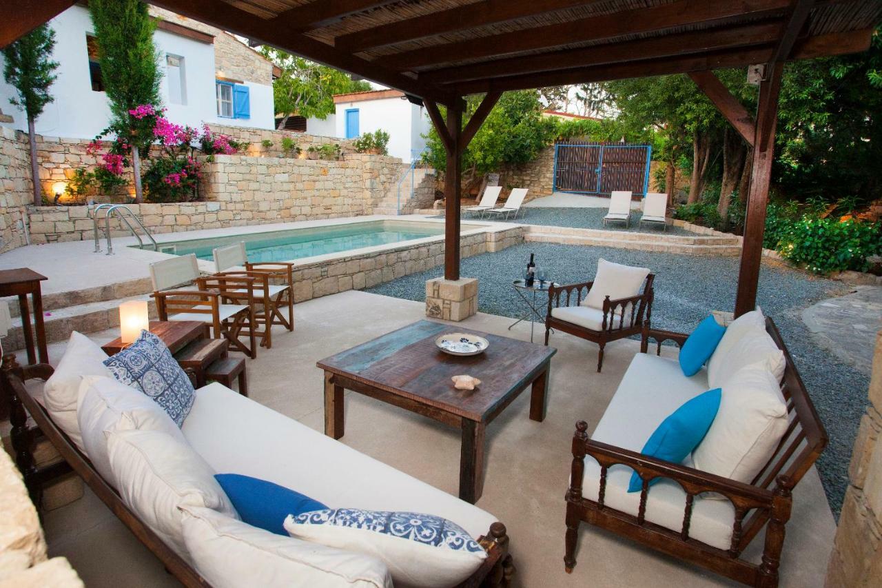 Gasthaus Cecilias Courtyard Malya Exterior foto